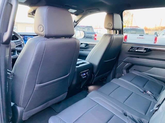 2025 Chevrolet Suburban 4WD Z71