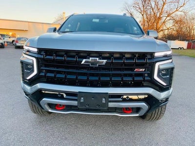 2025 Chevrolet Suburban 4WD Z71