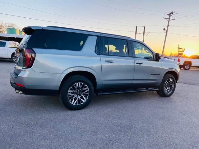 2025 Chevrolet Suburban 4WD Z71