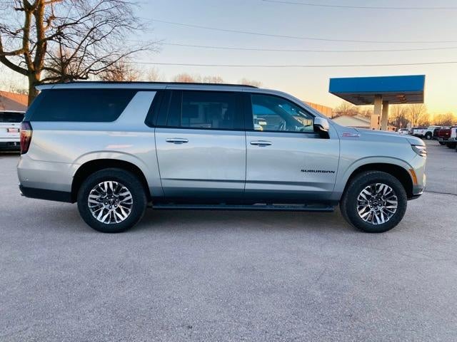 2025 Chevrolet Suburban 4WD Z71
