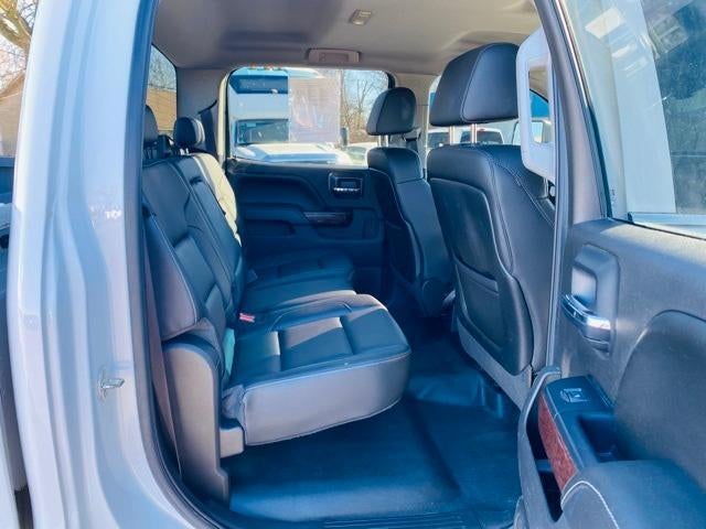 2015 GMC Sierra 2500HD available WiFi Crew Cab Long Box 4-Wheel Drive SLE