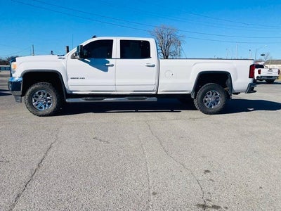 2015 GMC Sierra 2500HD available WiFi Crew Cab Long Box 4-Wheel Drive SLE