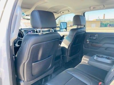 2015 GMC Sierra 2500HD available WiFi Crew Cab Long Box 4-Wheel Drive SLE