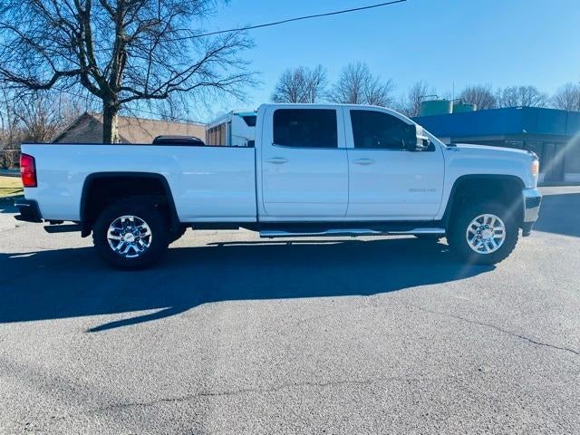 2015 GMC Sierra 2500HD available WiFi Crew Cab Long Box 4-Wheel Drive SLE