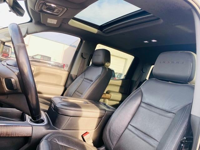 2019 GMC Sierra 1500 Crew Cab Short Box 4-Wheel Drive Denali