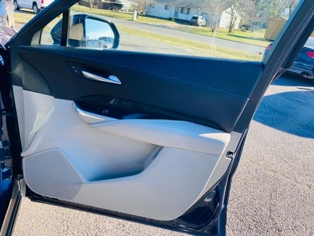 2019 Cadillac XT4 FWD 4dr Premium Luxury