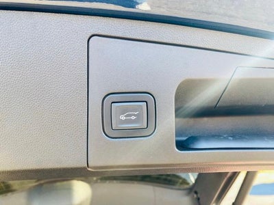 2019 Cadillac XT4 FWD 4dr Premium Luxury