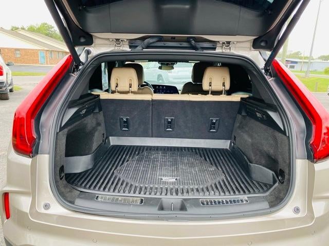 2025 Cadillac XT4 FWD 4dr Premium Luxury