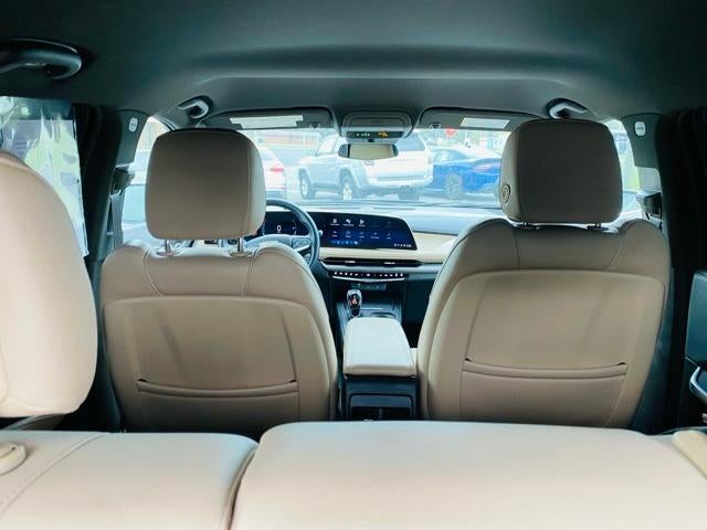 2025 Cadillac XT4 FWD 4dr Premium Luxury