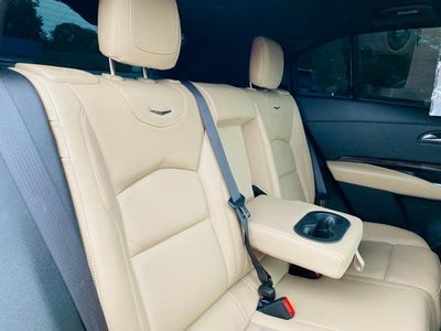 2025 Cadillac XT4 FWD 4dr Premium Luxury