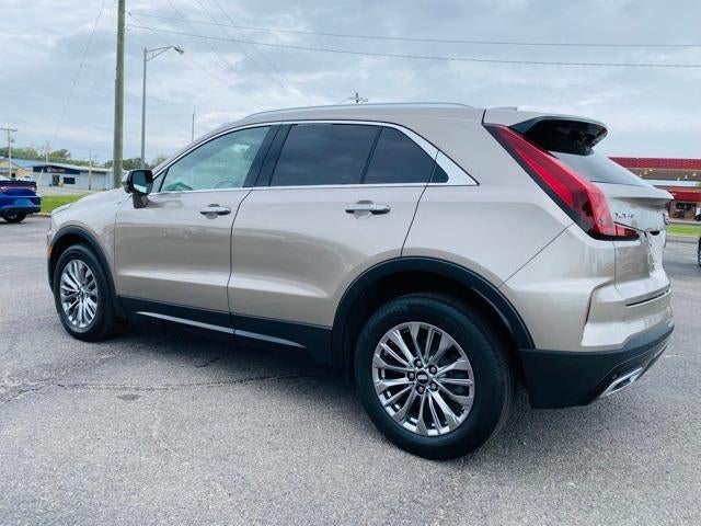 2025 Cadillac XT4 FWD 4dr Premium Luxury