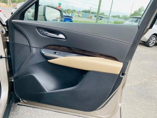 2025 Cadillac XT4 FWD 4dr Premium Luxury