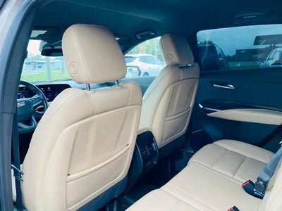 2025 Cadillac XT4 FWD 4dr Premium Luxury