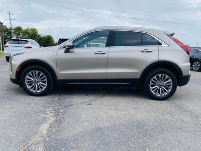 2025 Cadillac XT4 FWD 4dr Premium Luxury