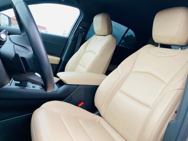 2025 Cadillac XT4 FWD 4dr Premium Luxury