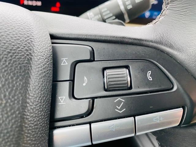 2025 Cadillac XT4 FWD 4dr Premium Luxury