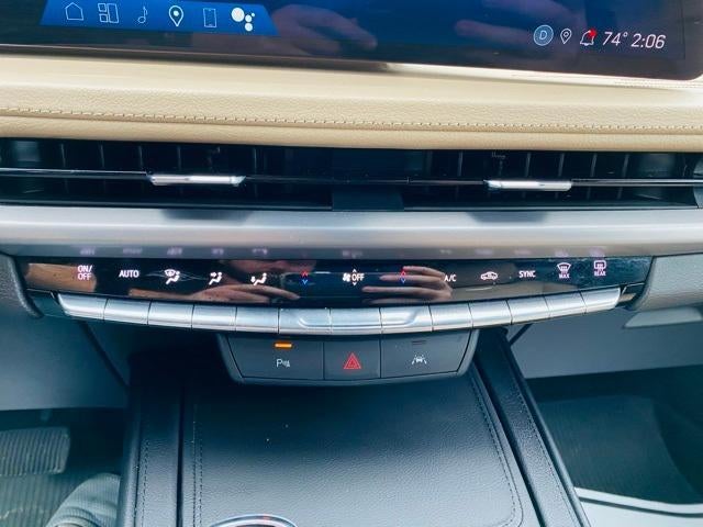 2025 Cadillac XT4 FWD 4dr Premium Luxury