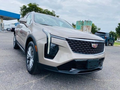 2025 Cadillac XT4 FWD 4dr Premium Luxury
