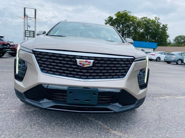 2025 Cadillac XT4 FWD 4dr Premium Luxury