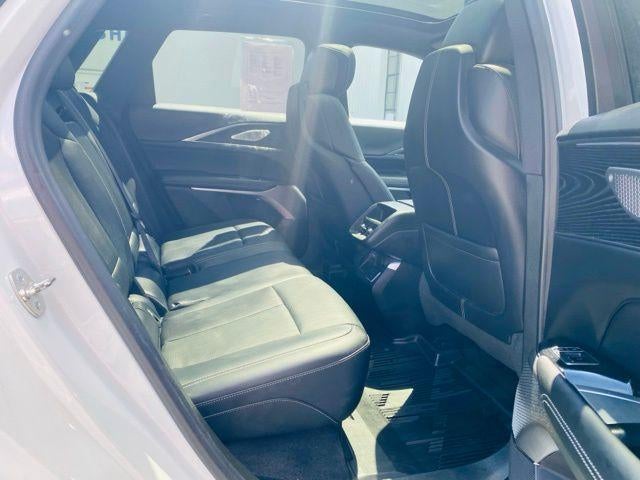 2024 Cadillac LYRIQ 4dr Luxury w/1SD