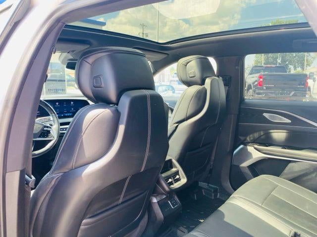 2024 Cadillac LYRIQ 4dr Luxury w/1SD