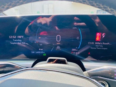 2024 Cadillac LYRIQ 4dr Luxury w/1SD