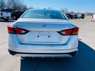2022 Nissan Altima 2.5 SV Sedan