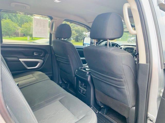 2019 Nissan Titan 4x4 Crew Cab SV