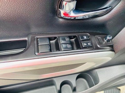 2019 Nissan Titan 4x4 Crew Cab SV