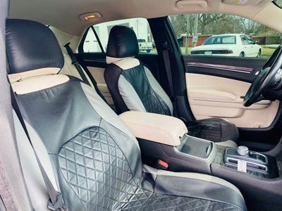 2019 Chrysler 300 Touring RWD