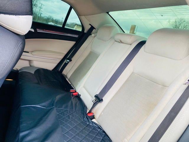 2019 Chrysler 300 Touring RWD
