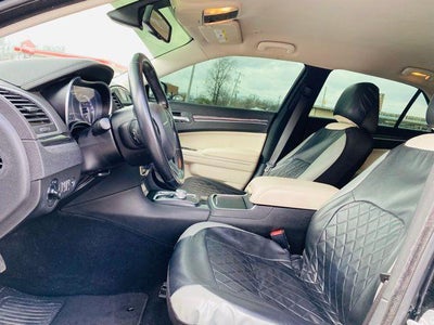2019 Chrysler 300 Touring RWD
