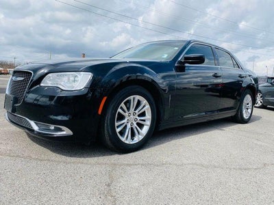 2019 Chrysler 300 Touring RWD