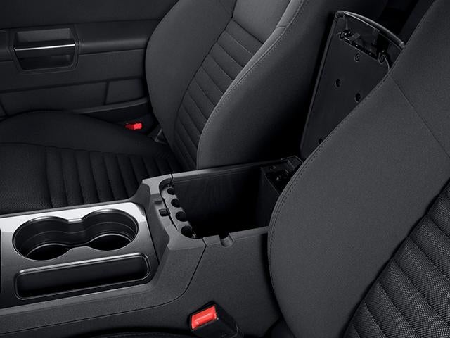2014 Dodge Challenger 2dr Cpe SXT