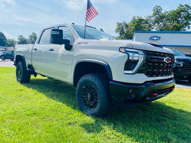2026 Chevrolet Silverado 2500 HD Crew Cab Standard Box 4-Wheel Drive ZR2
