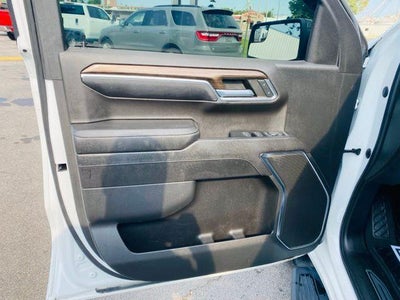 2023 Chevrolet Silverado 1500 Crew Cab Short Box 4-Wheel Drive RST