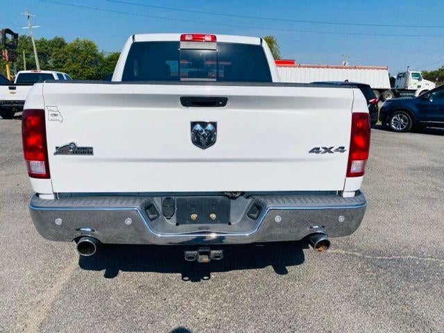2016 RAM 1500 4WD Crew Cab 5.7 Ft Box Big Horn