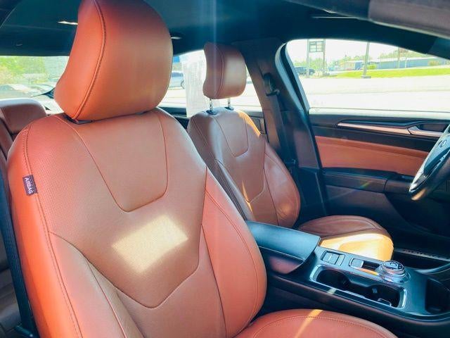 2019 Ford Fusion Energi Titanium FWD