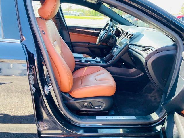 2019 Ford Fusion Energi Titanium FWD