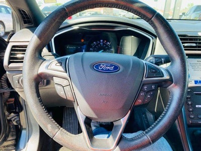 2019 Ford Fusion Energi Titanium FWD