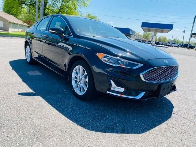 2019 Ford Fusion Energi Titanium FWD