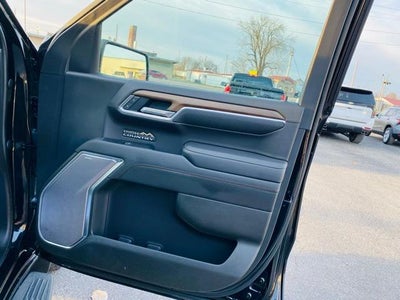 2022 Chevrolet Silverado 1500 Crew Cab Standard Box 4-Wheel Drive High Country