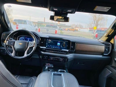 2022 Chevrolet Silverado 1500 Crew Cab Standard Box 4-Wheel Drive High Country