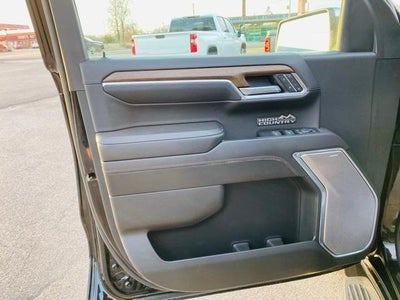 2022 Chevrolet Silverado 1500 Crew Cab Standard Box 4-Wheel Drive High Country