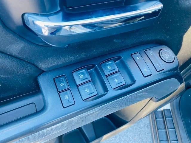 2014 Chevrolet Silverado 1500 Crew Cab Short Box 4-Wheel Drive LT w/2LT