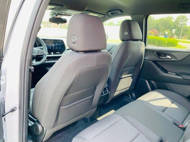 2027 Chevrolet Equinox FWD LT
