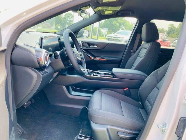 2027 Chevrolet Equinox FWD LT