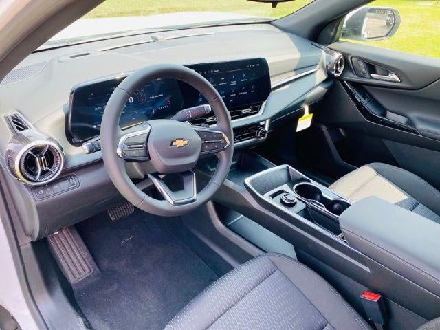 2027 Chevrolet Equinox FWD LT