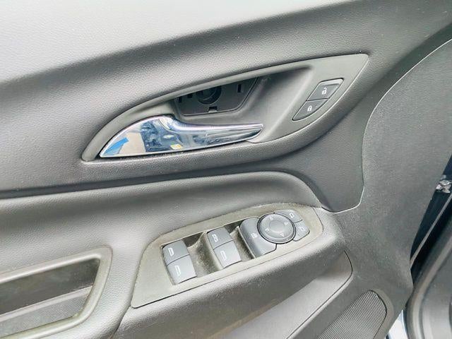 2023 Chevrolet Equinox FWD 4dr LT w/2FL