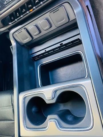 2017 GMC Sierra 1500 Crew Cab Short Box 4-Wheel Drive Denali